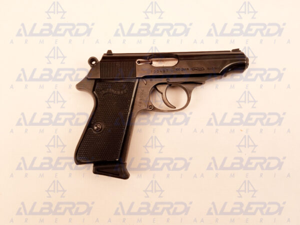 Pistola WALTHER modelo PP calibre 9 corto nº 700497 1 B A